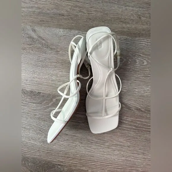 Zara GUC White Minimalist Strapy Sandals Size 7,5 US 38 UE Excellent Condition